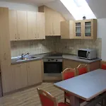 Charming Countryside House Λομέ