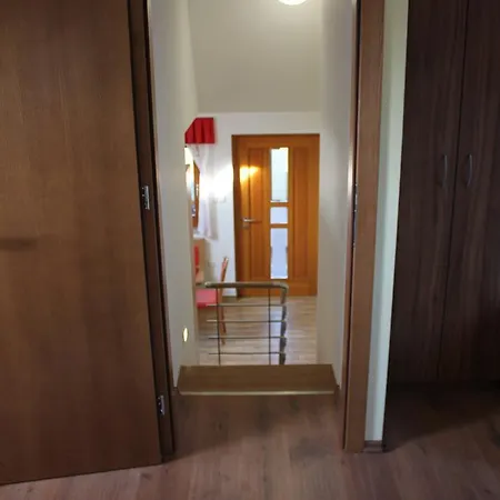 Charming Countryside House Apartament Lome
