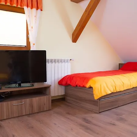 Charming Countryside House Lome