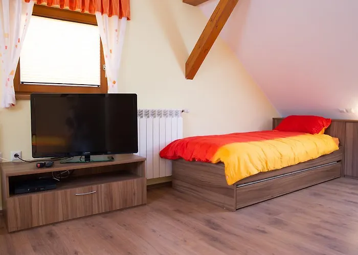 Charming Countryside House Lome